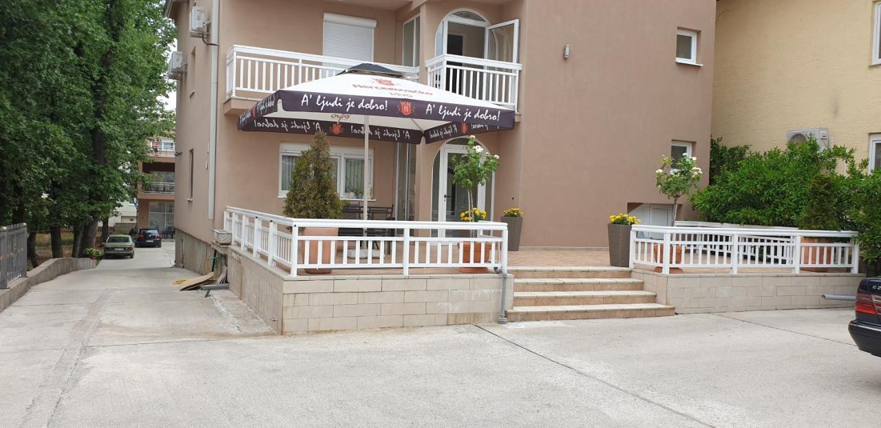 Bed and Breakfast Pansion Matija Međugorje Exterior foto