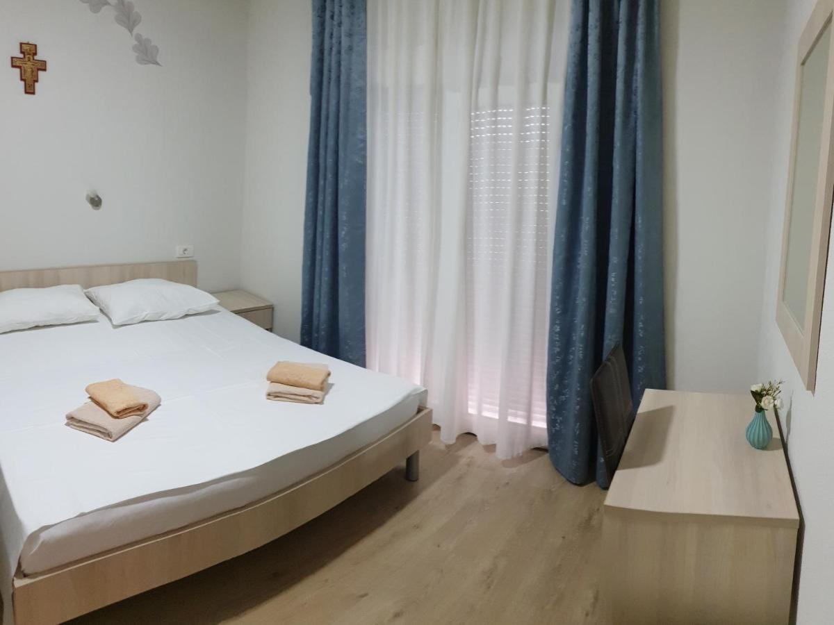 Bed and Breakfast Pansion Matija Međugorje Exterior foto