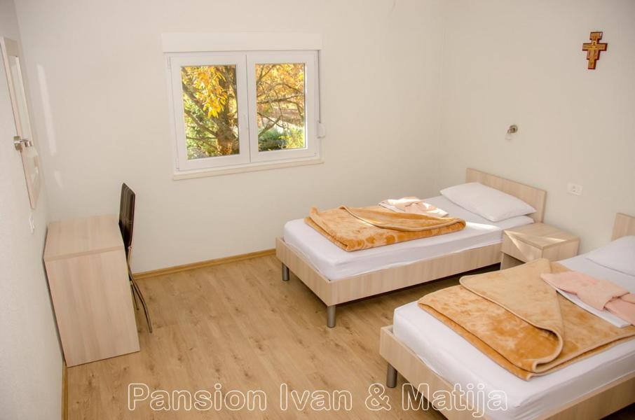 Bed and Breakfast Pansion Matija Međugorje Exterior foto